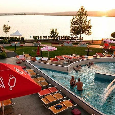 Velence Spa Lake Apartman Екстериор снимка